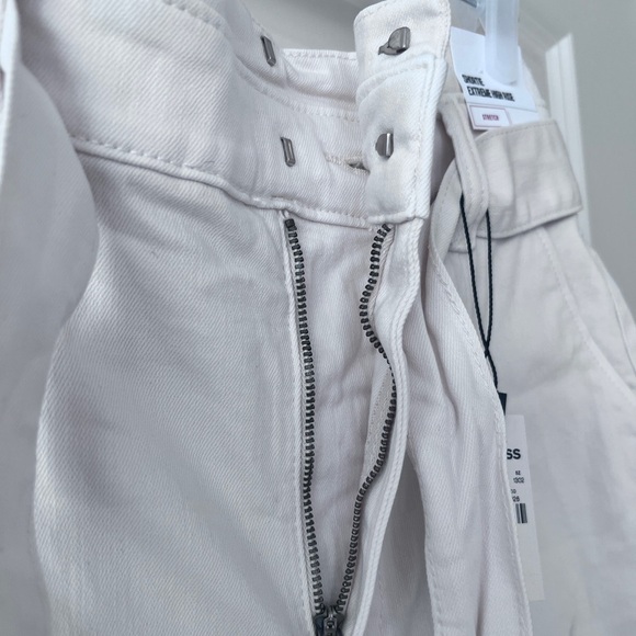 Express High Waist Ivory/White Shorts with Chic Tie Belt - Picture 7 of 10